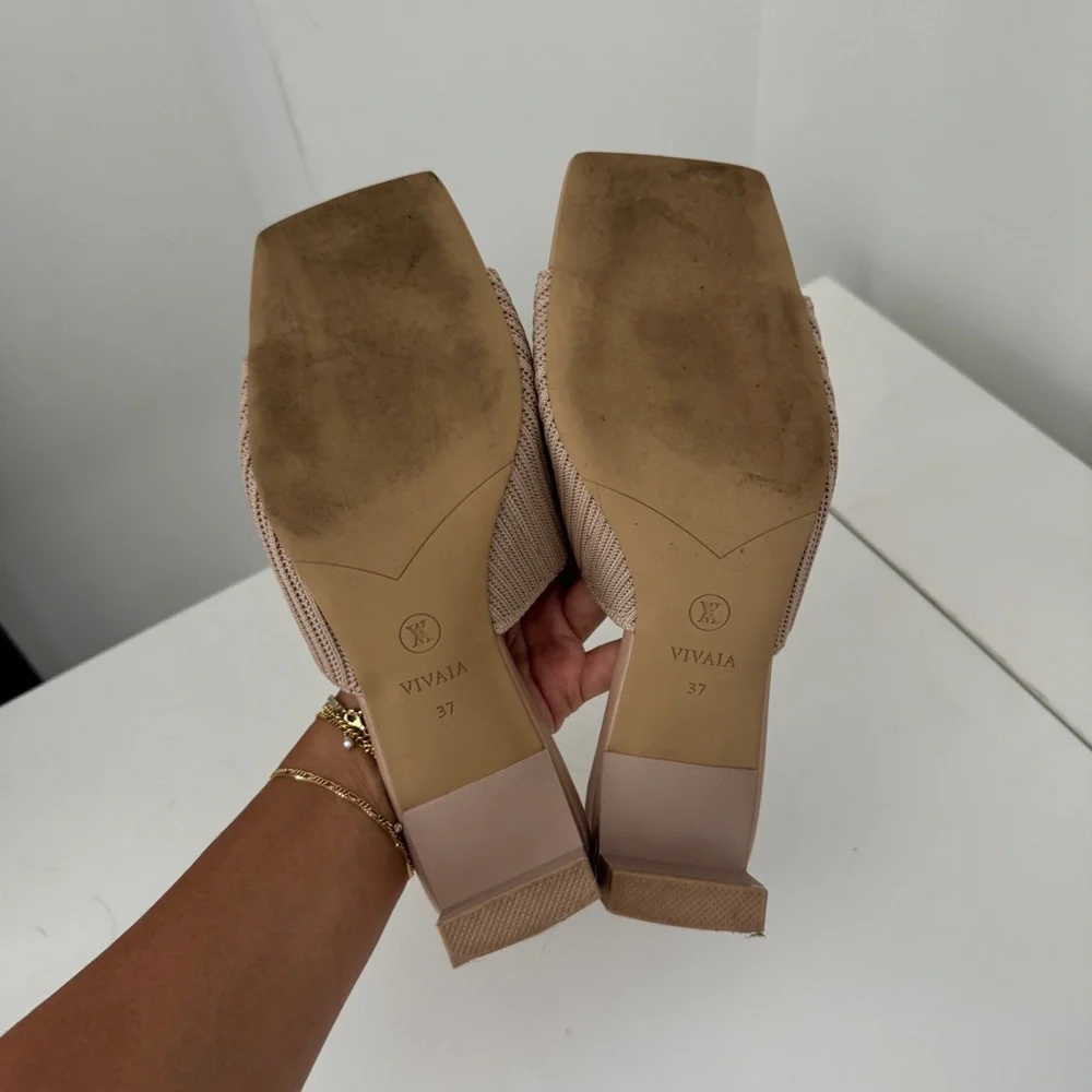 Vivaia Square-Toe Block Heel Sandals - Picture 7 of 7
